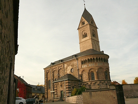 Lonnig Kirche